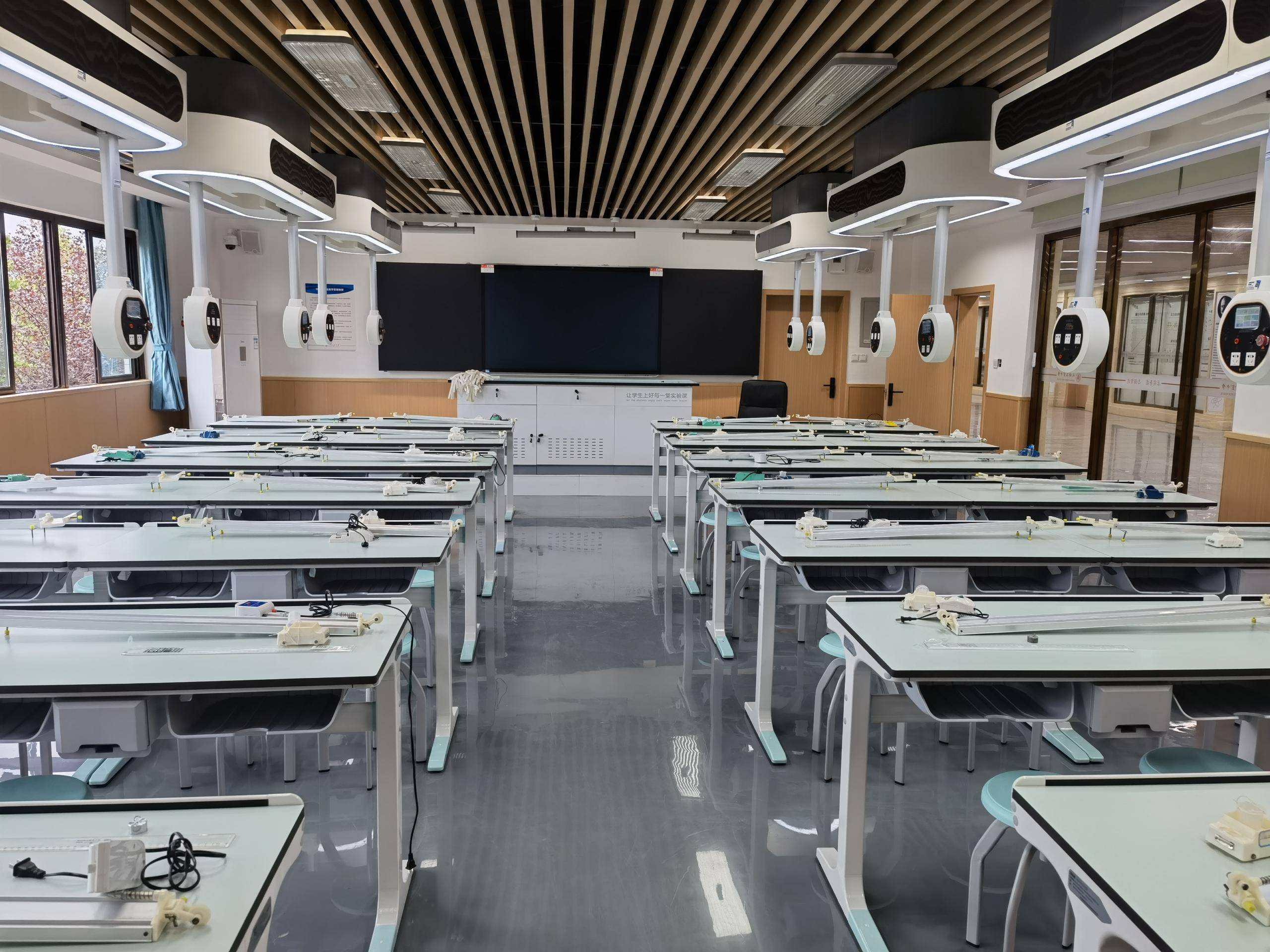 创新赋能启新程——一季度我国经济发展活力进一步彰显(图1)